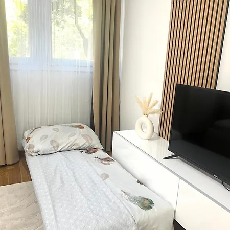 Roosevelt Center Apartmán *